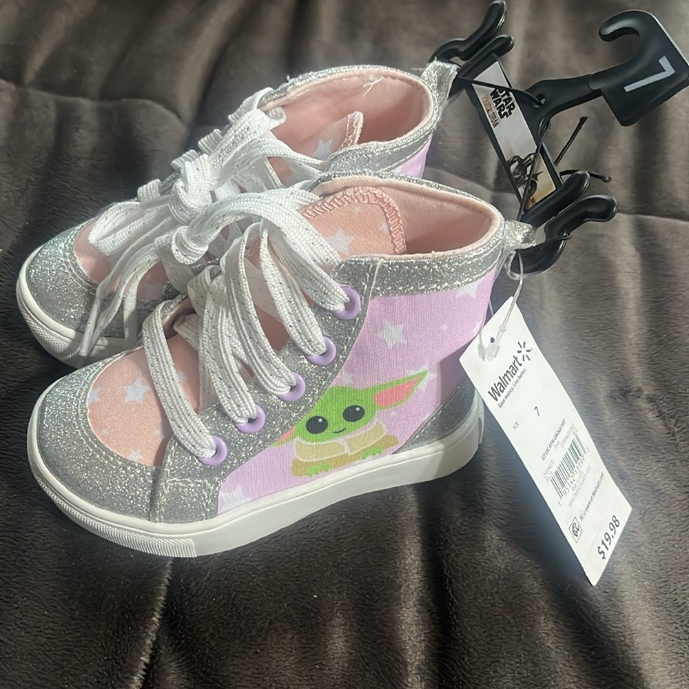Baby Yoda shoes